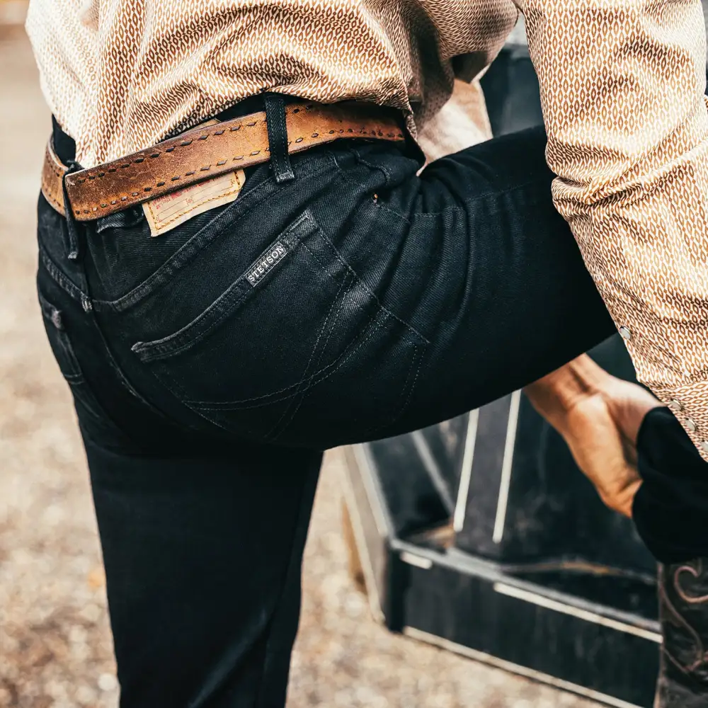 1120 Slim Fit Standard Straight Leg Jean