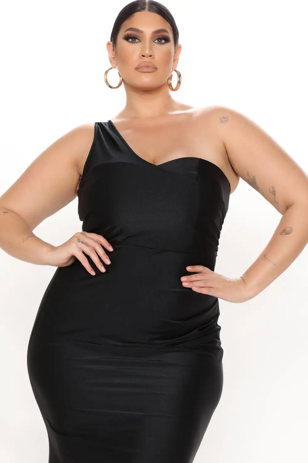 Calling You Over Maxi Dress - Black
