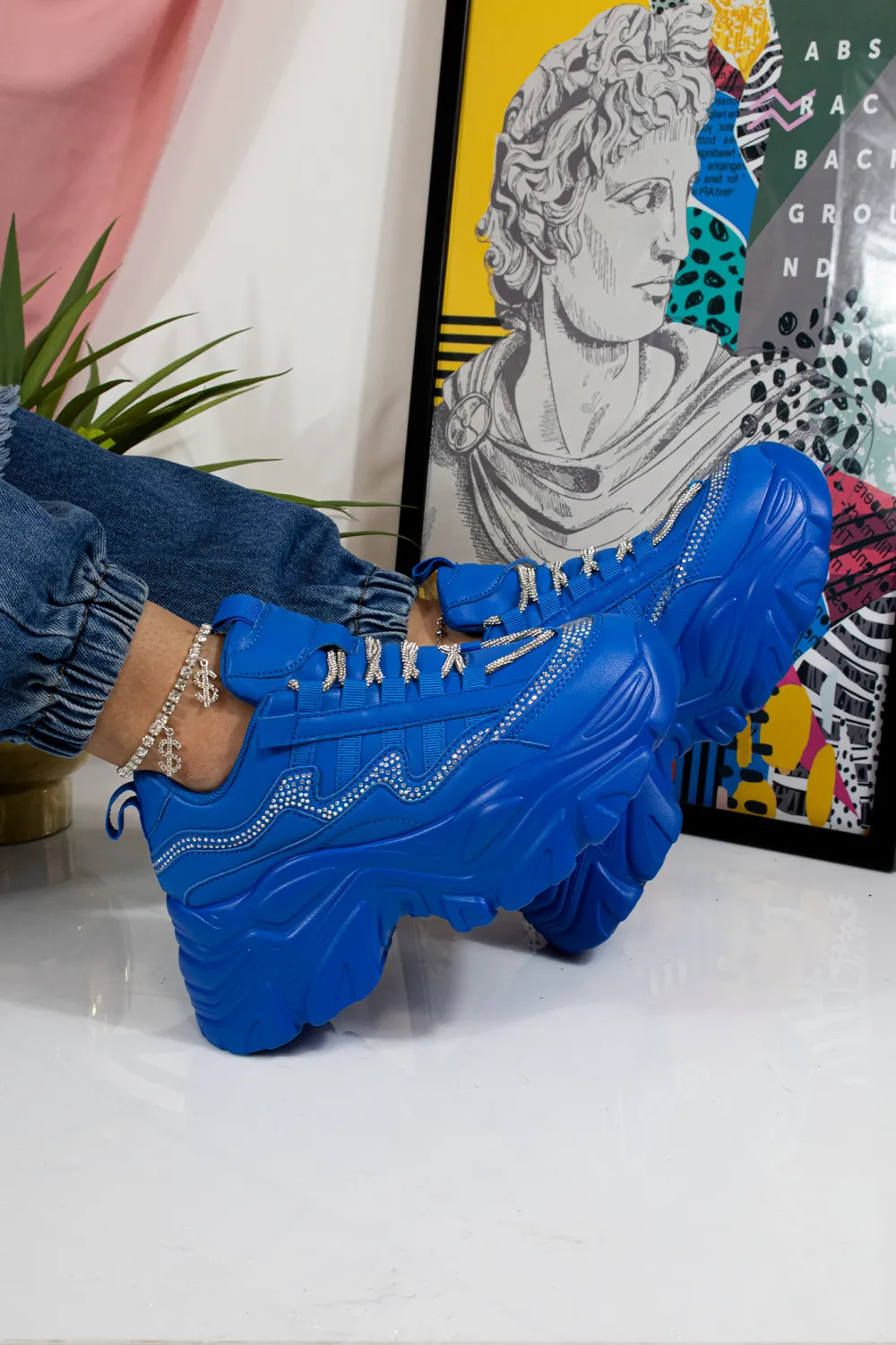 BILLIE | BLUE