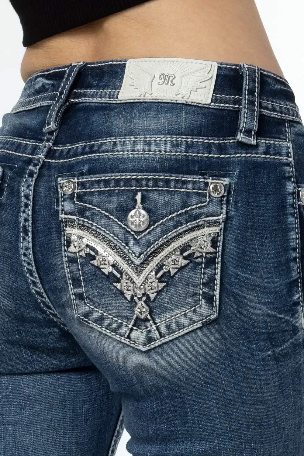 Geometric Sequin Stitch Capri