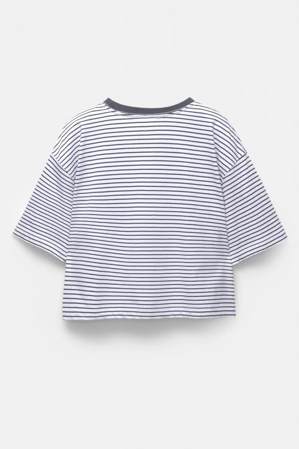 Camiseta cropped manga corta