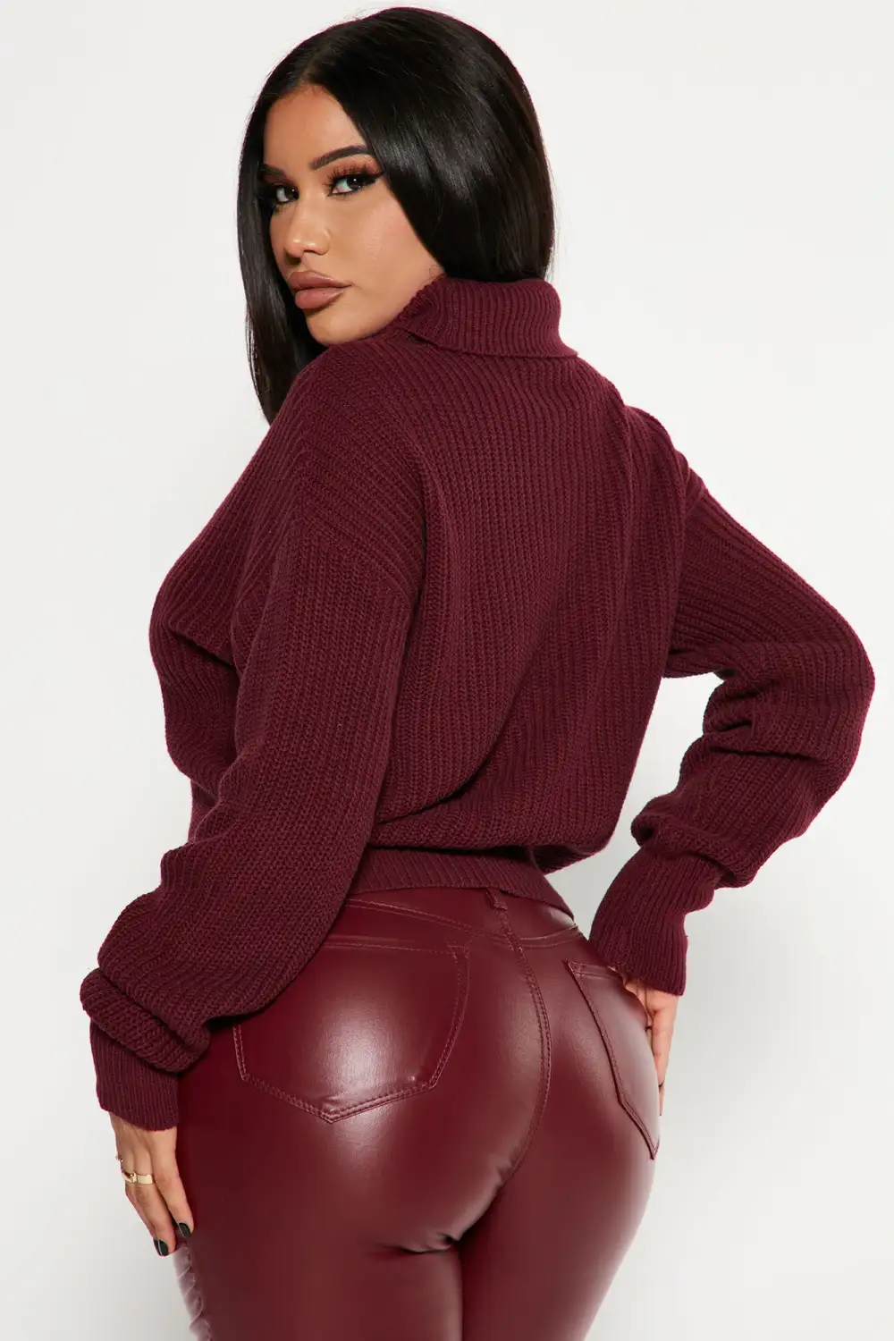 Roll With The Flow Turtleneck Sweater - Burgundy