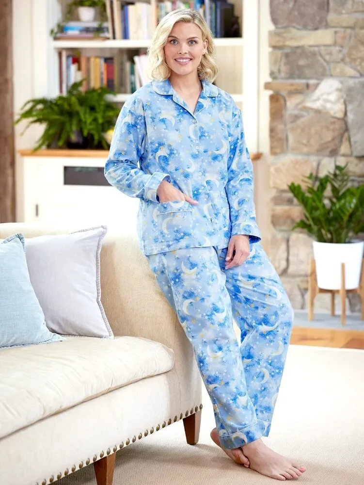 Lanz Sleeping Moon and Stars Flannel Pajama Set