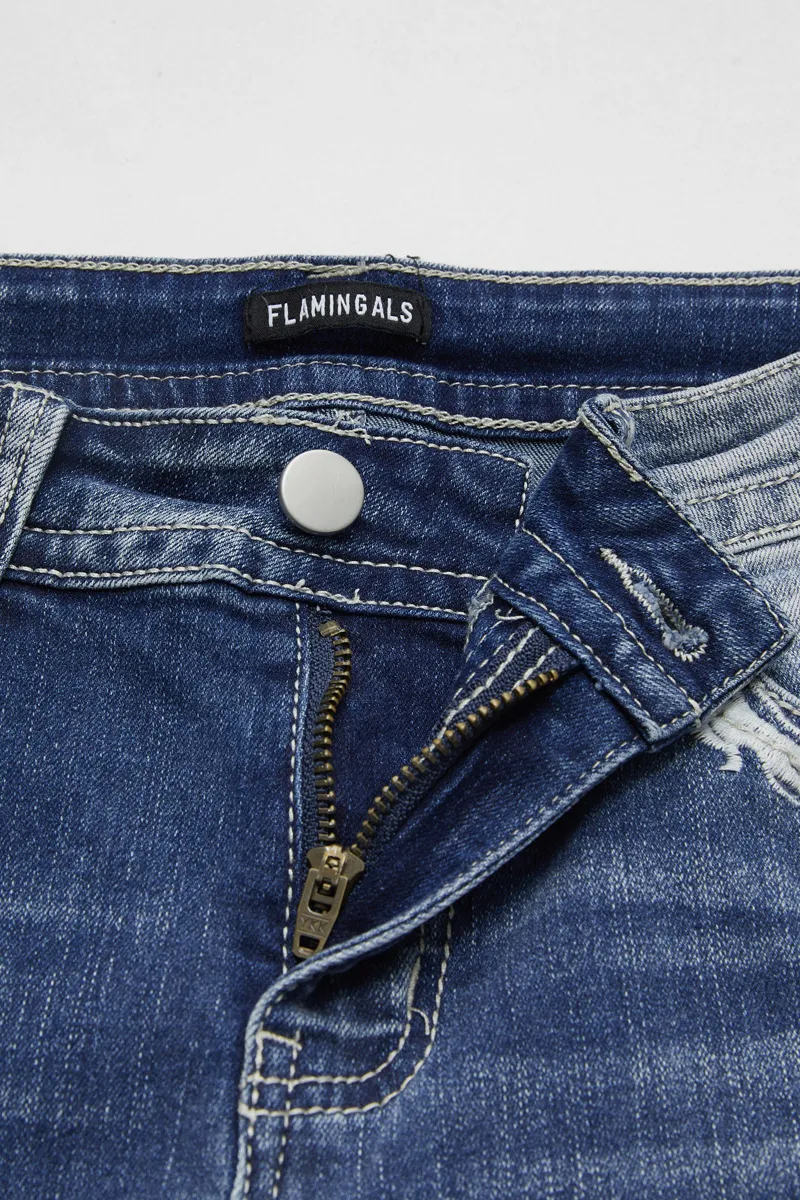 Embroidery Pocket Roll Hem Mid Rise Capri Jeans