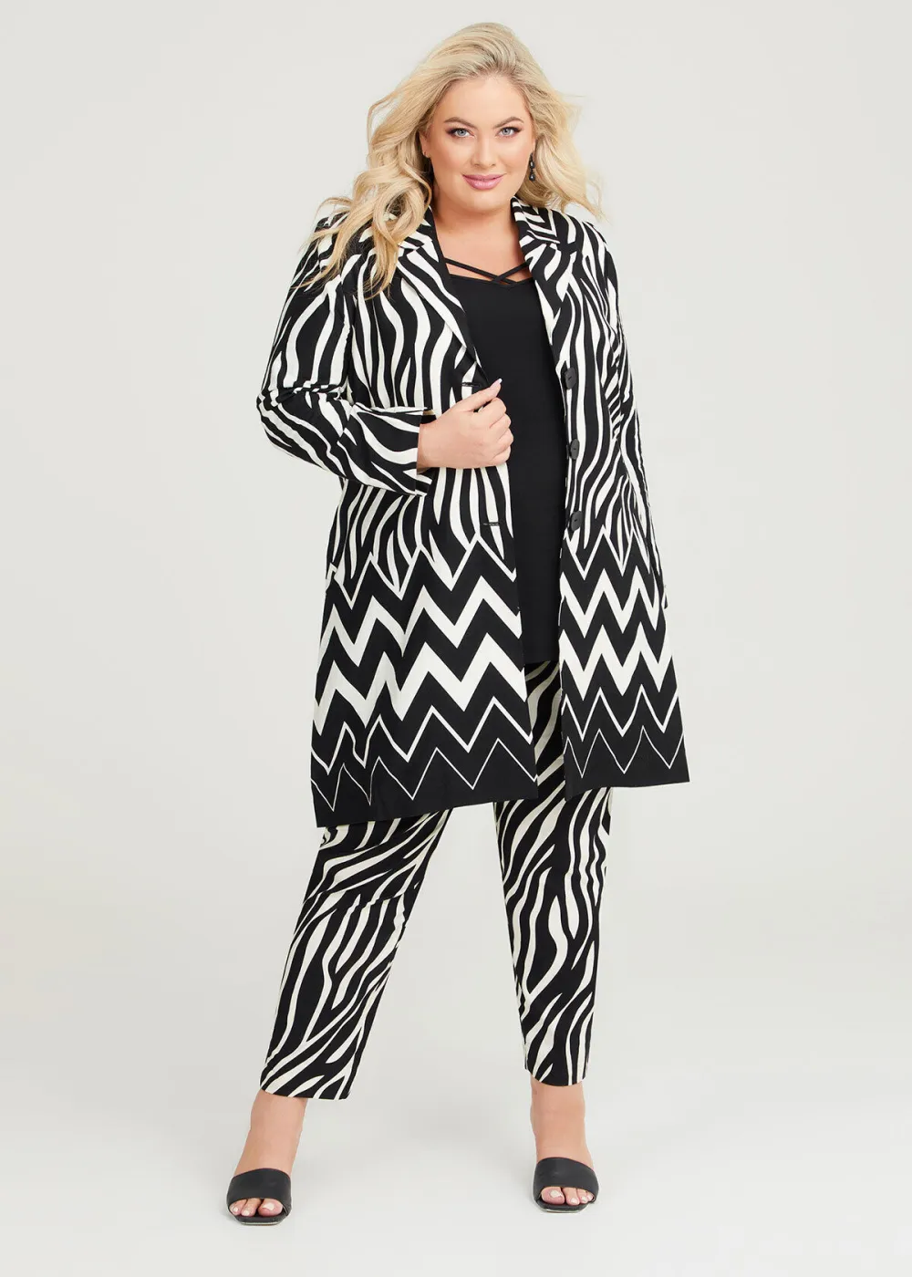 Call Of The Wild Linen Jacket