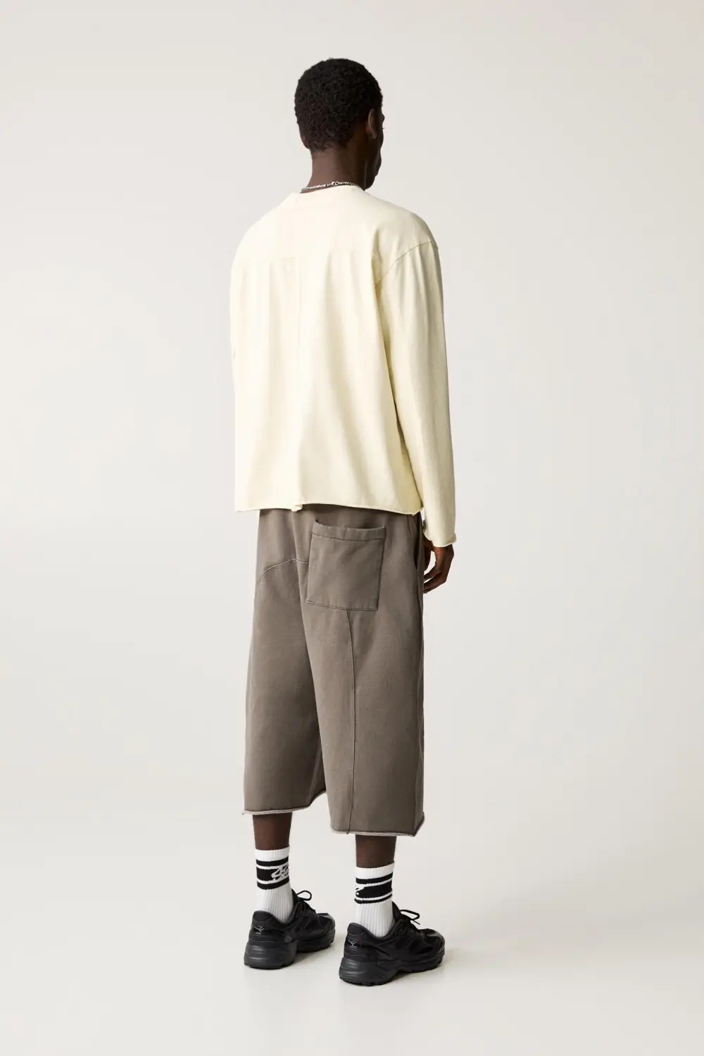 Faded T-shirt with frayed hem