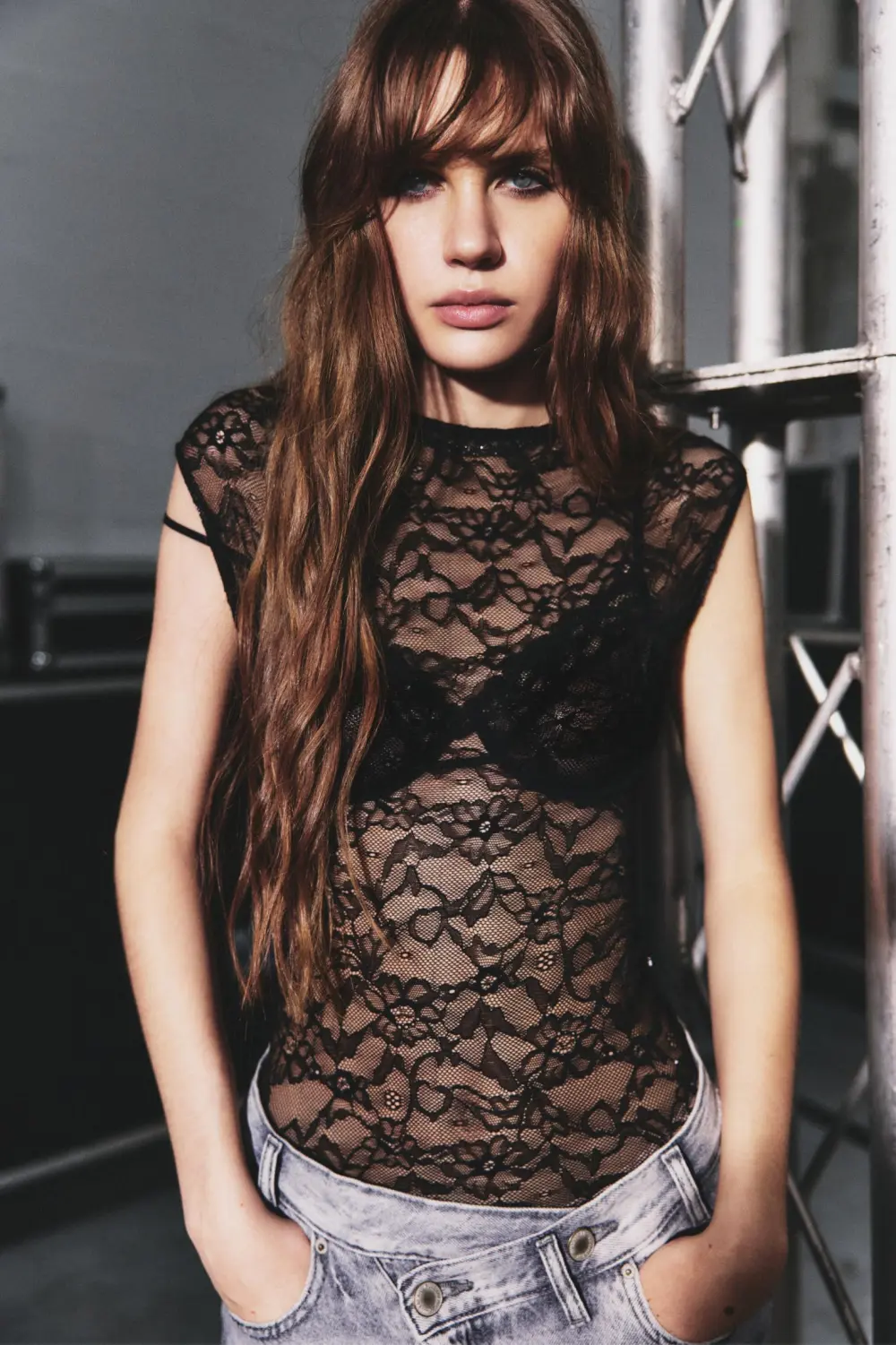 Short sleeve lace bodysuit