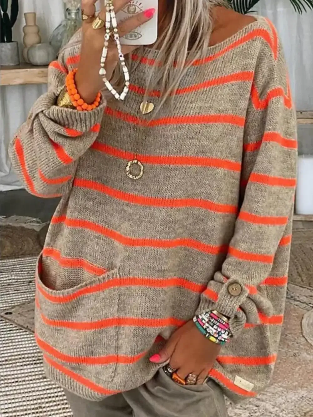 Women's Striped Contrast Pocket Crew Neck Sweater