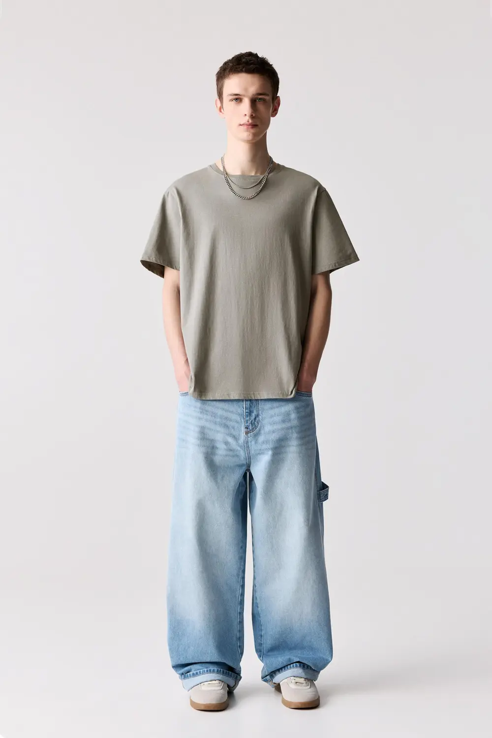 Basic short sleeve cotton T-shirt