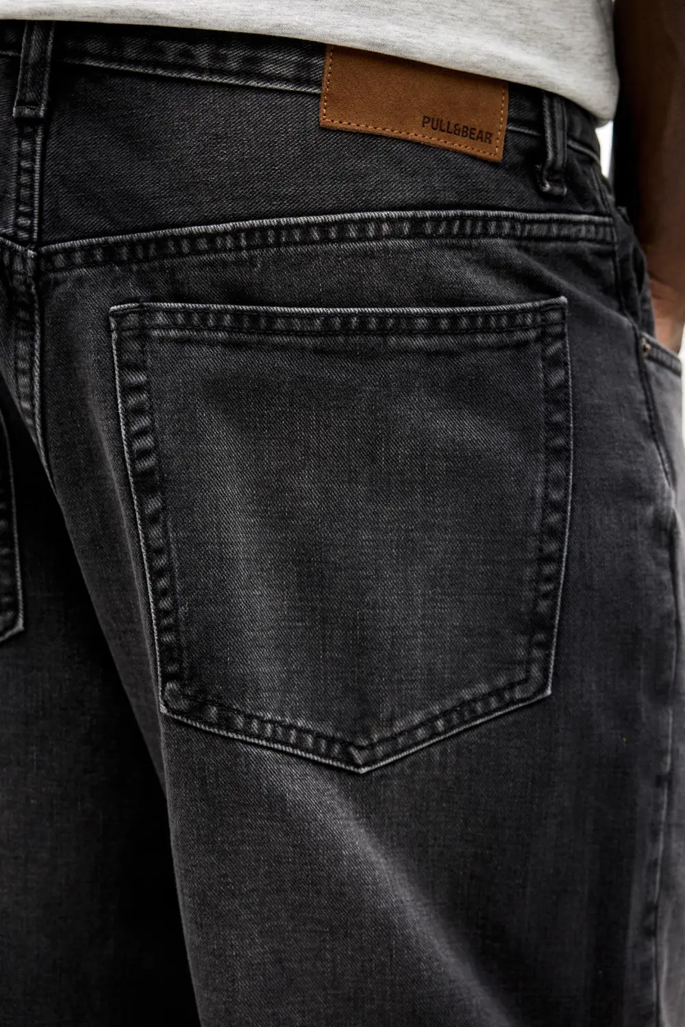 Loose flared jeans