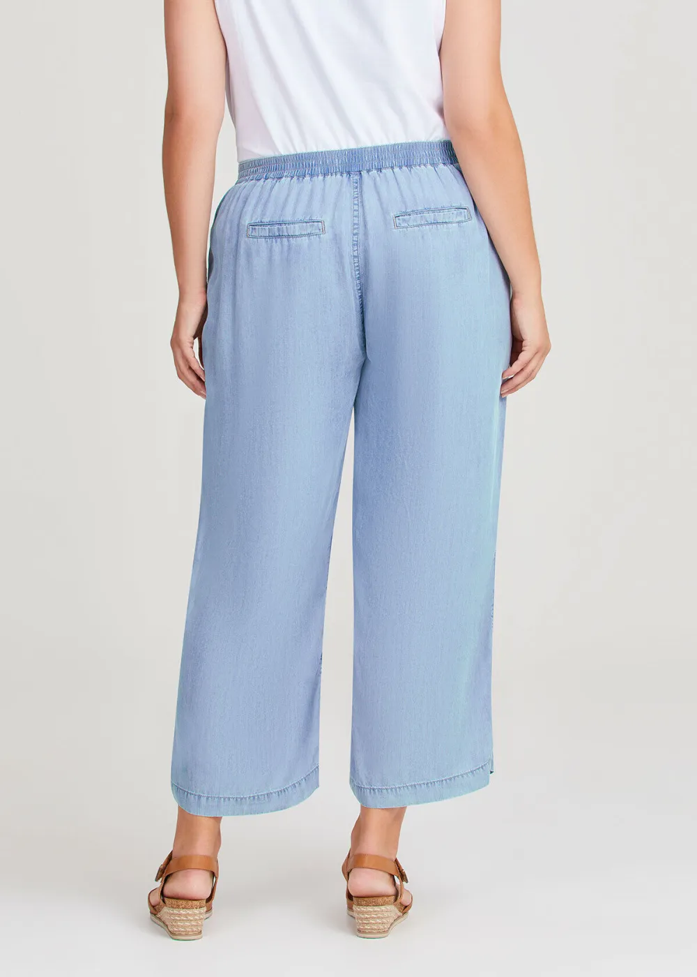 Chambray Pull On Crop Pant