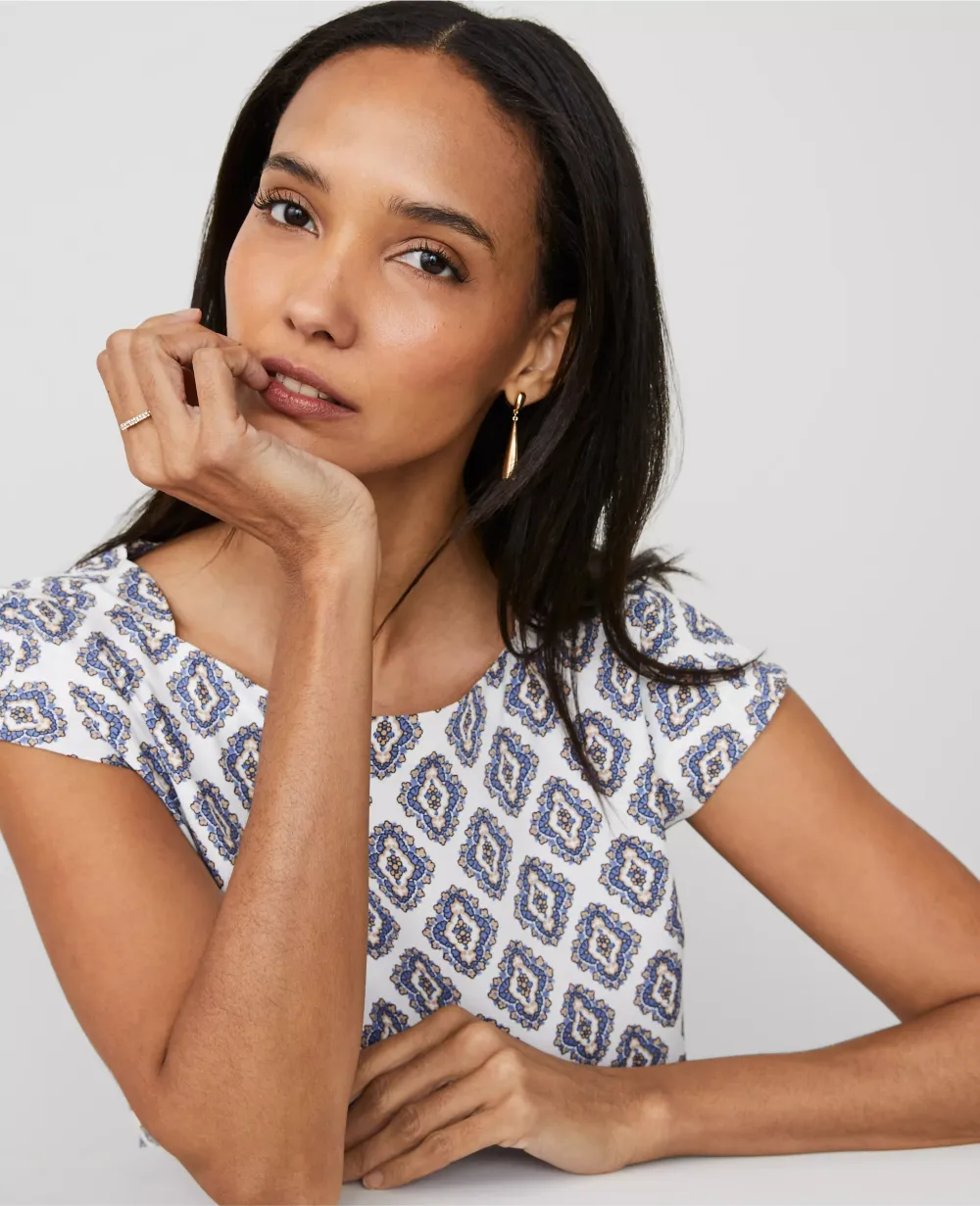Foulard Boatneck Shirttail Blouse