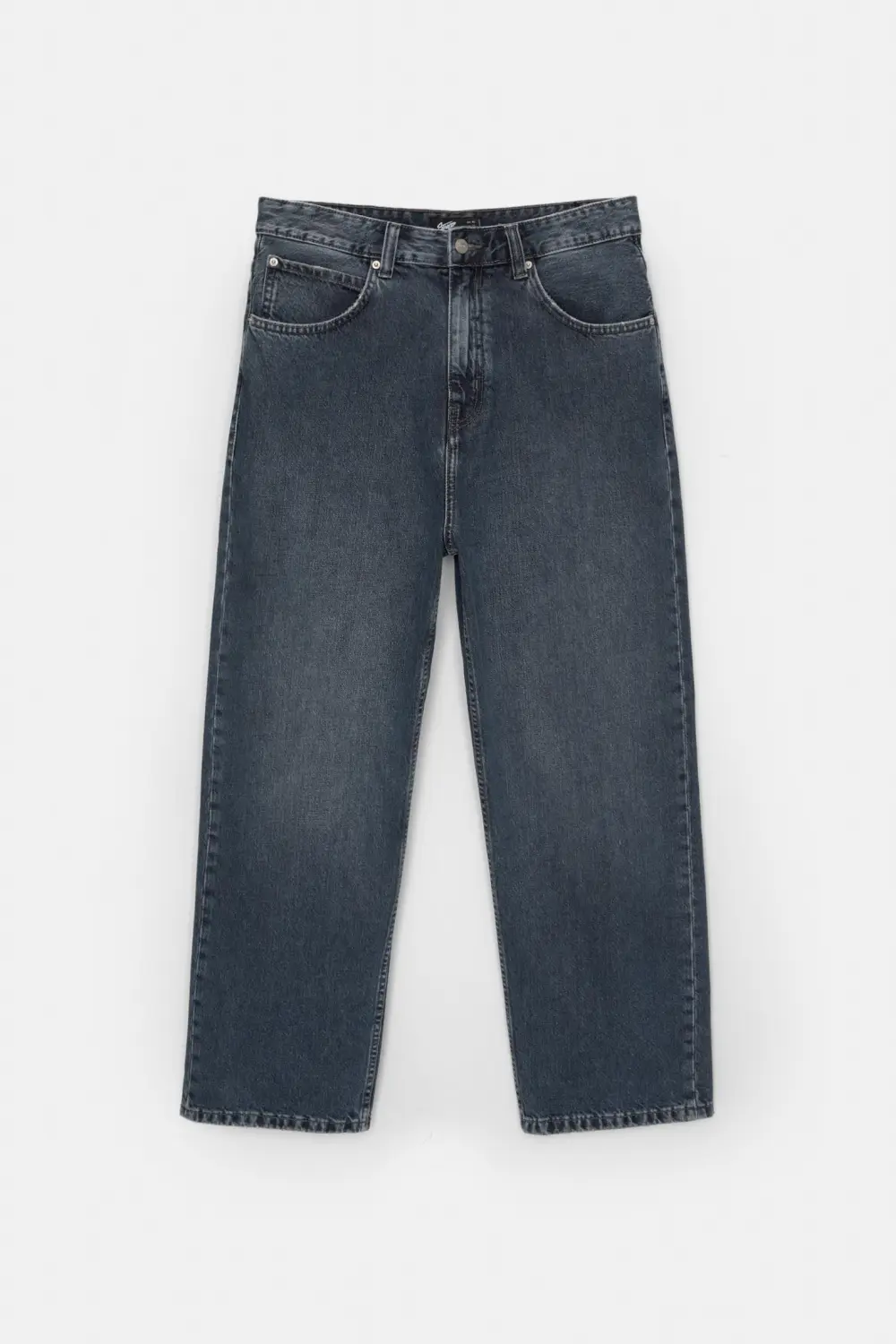 Loose baggy jeans