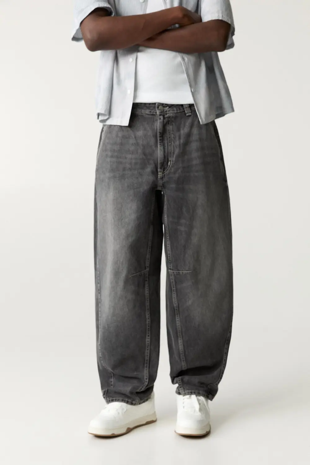 Balloon fit jeans