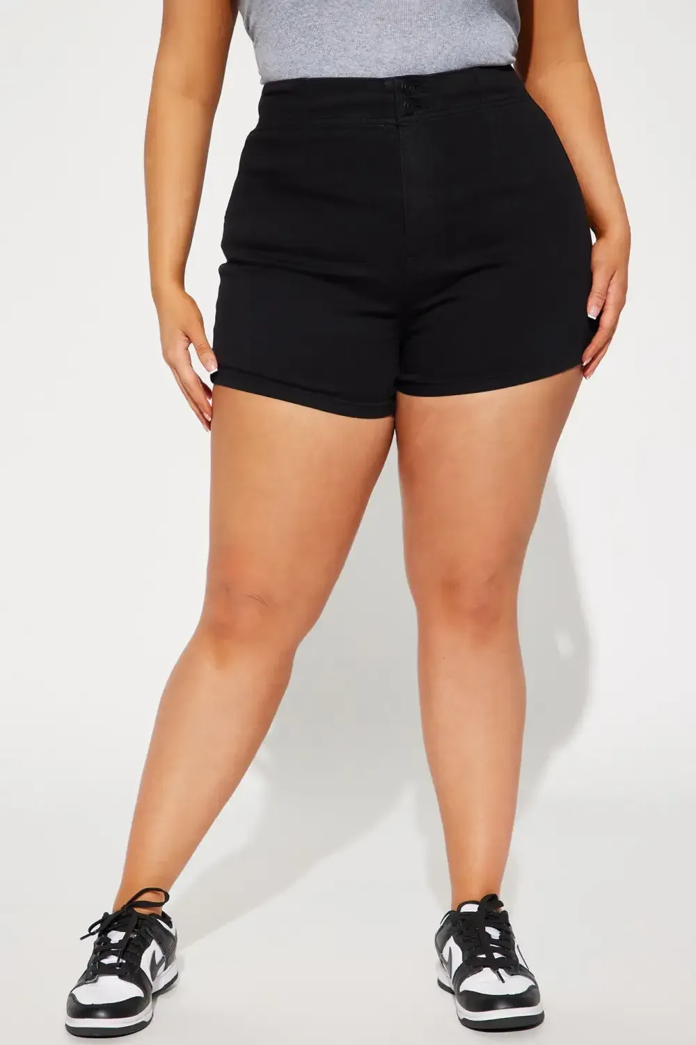 Super Stretch Curvy Denim Shorts - Black