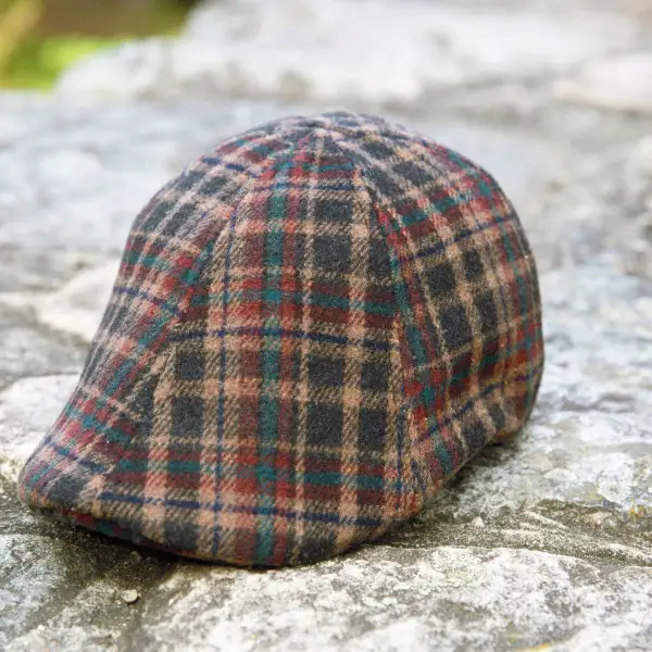 The Underdog Boston Scally Cap - Resilient Red Plaid