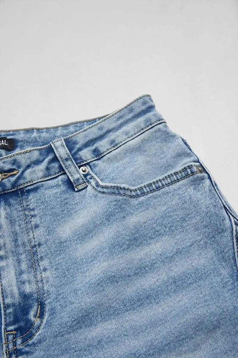 Wash Colorblock Seam Detail Mid Rise Wide Leg Jeans