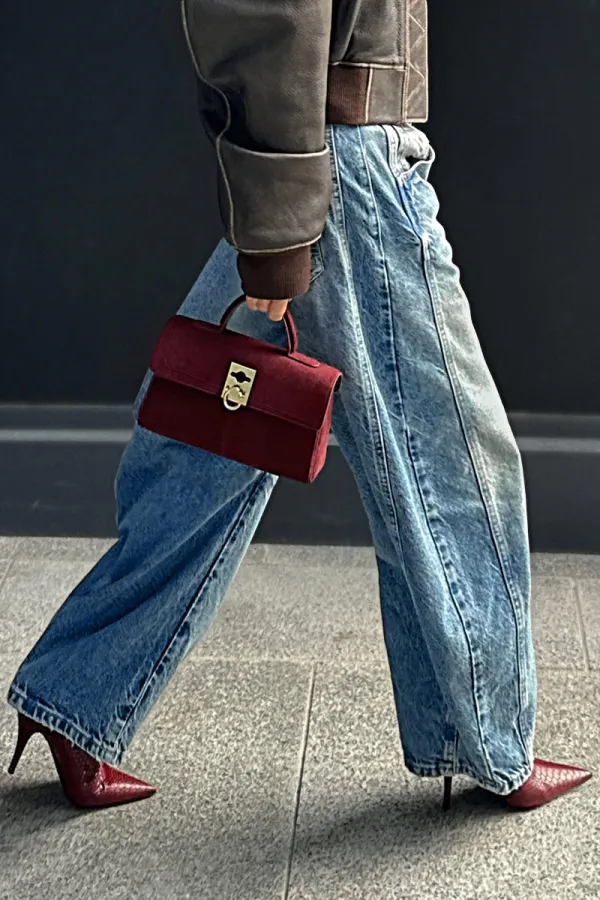 Wash Seam Detail High Rise Barrel Leg Jeans Without Belt