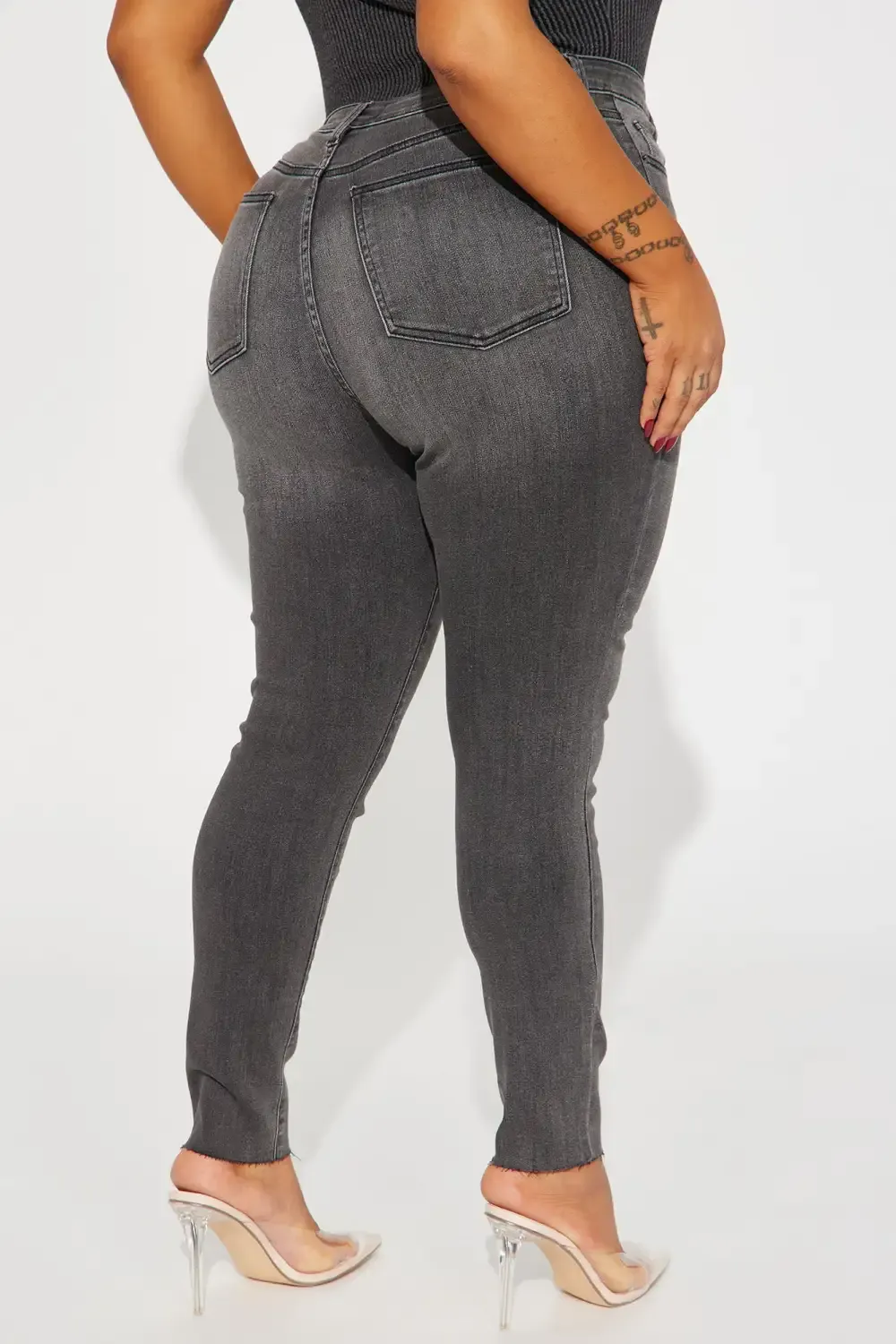 Here Again Stretch Skinny Jeans - Grey