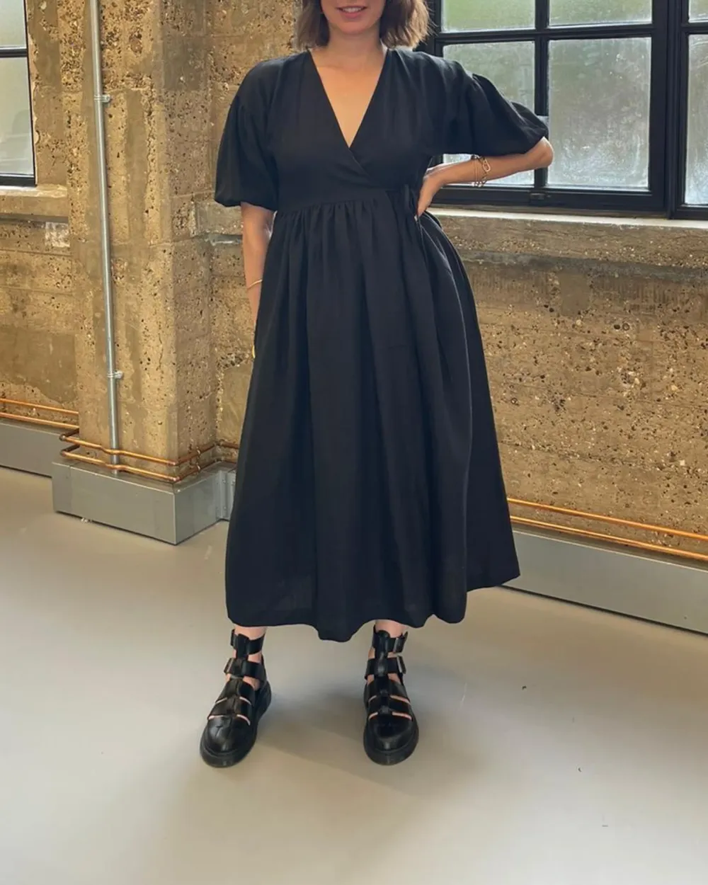 DRESS - BLACK