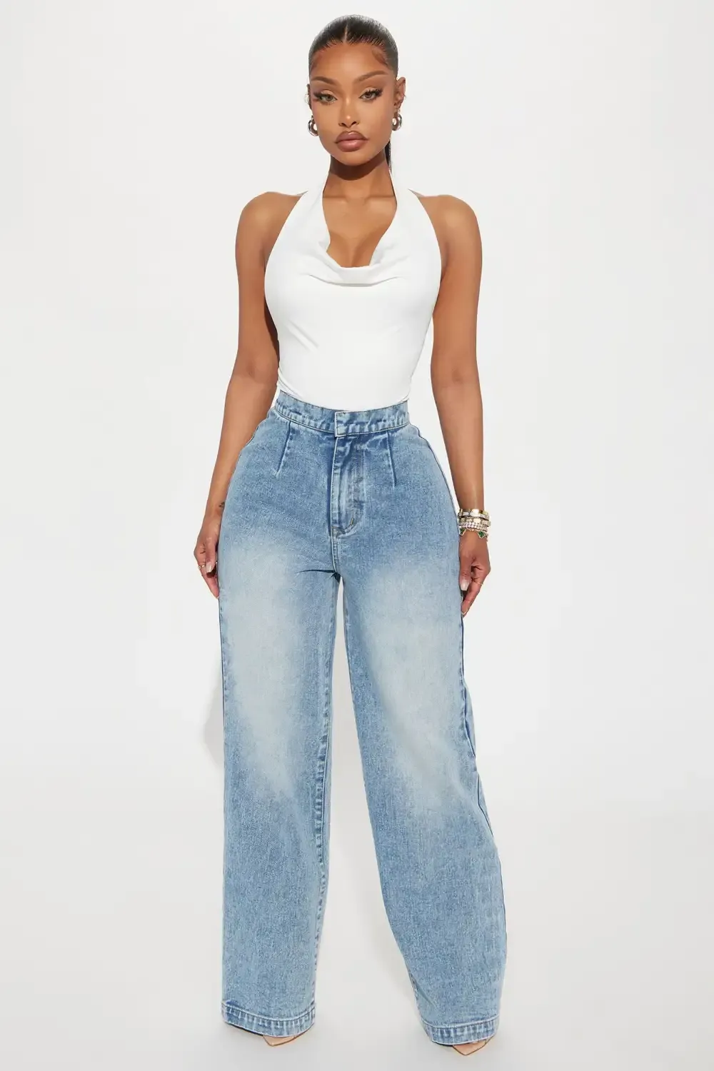 Chasing Dreams Non Stretch Straight Leg Jeans - Medium Wash