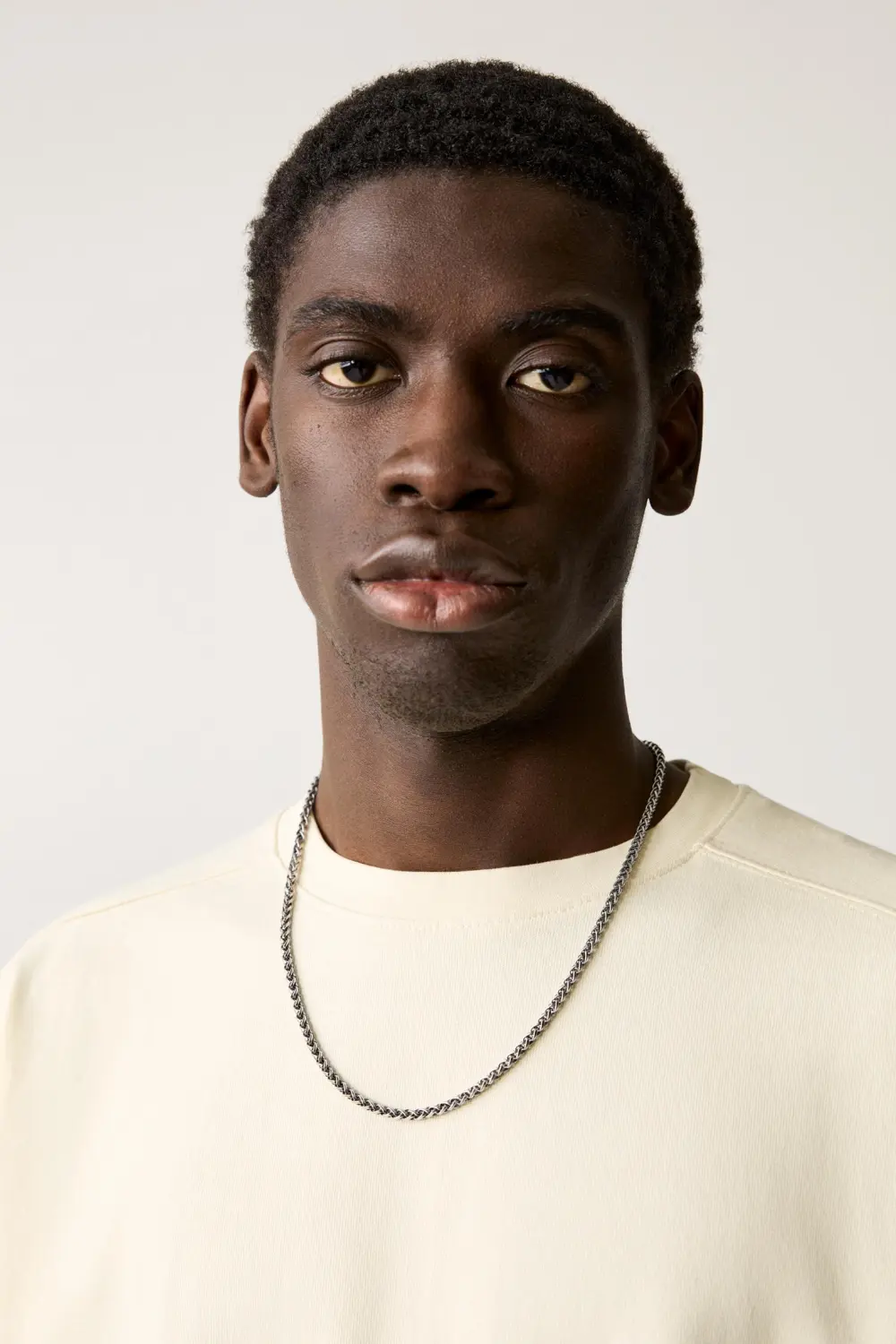 Faded T-shirt with frayed hem
