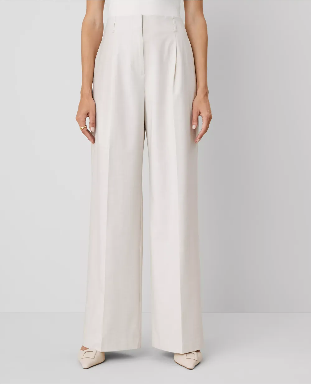 The Wide-Leg Pant
