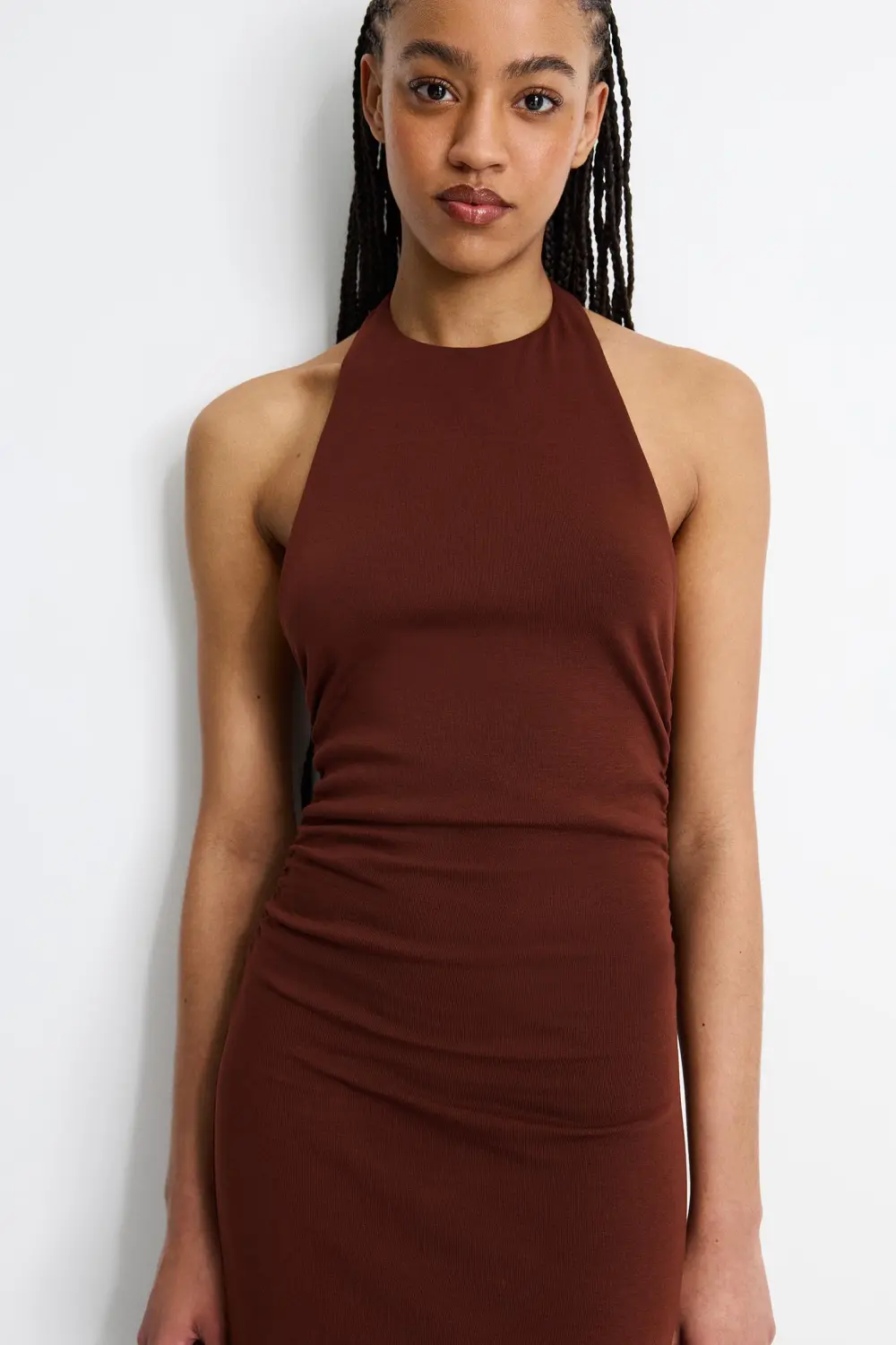 Vestido midi halter frunces