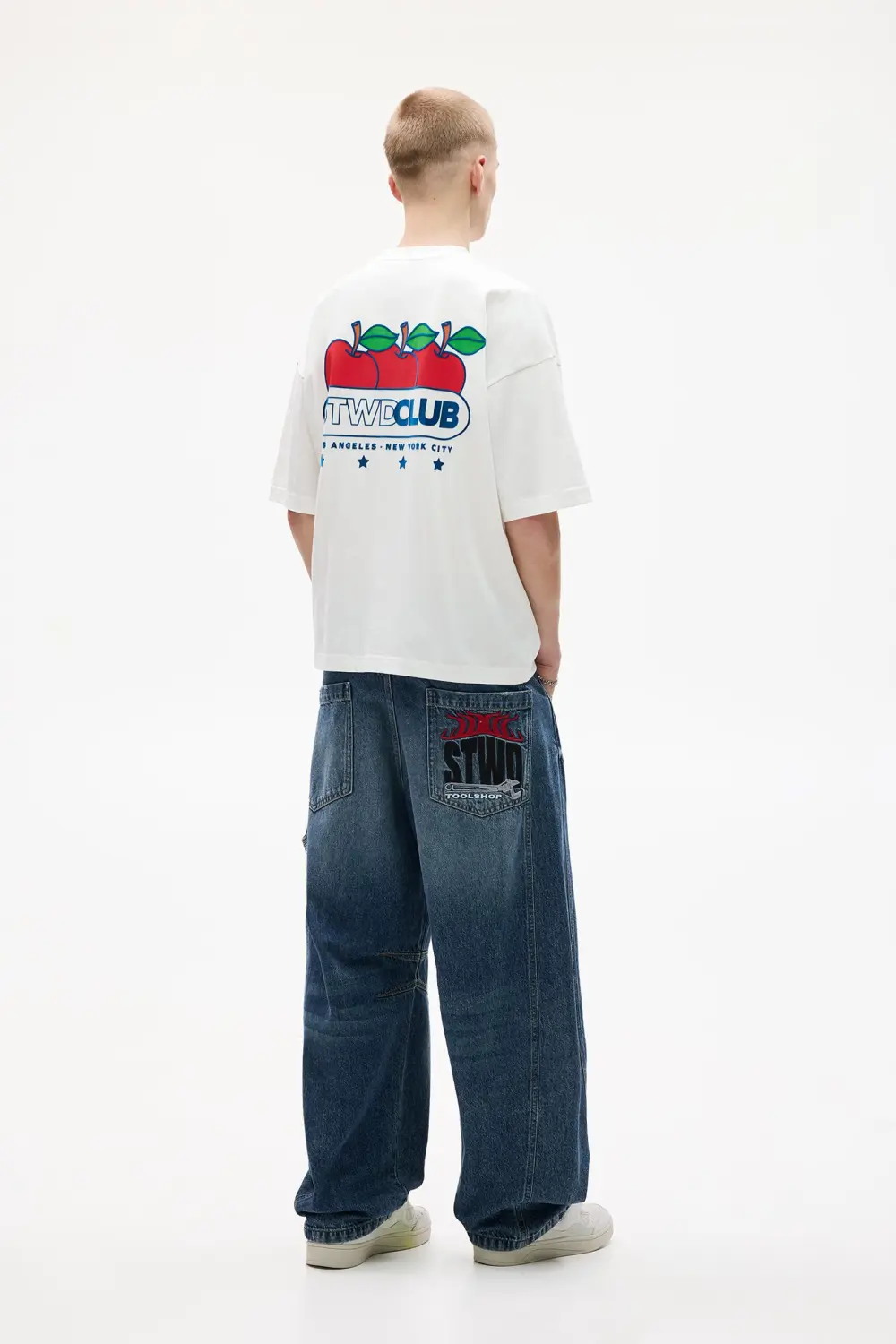 STWD T-shirt with an apple graphic