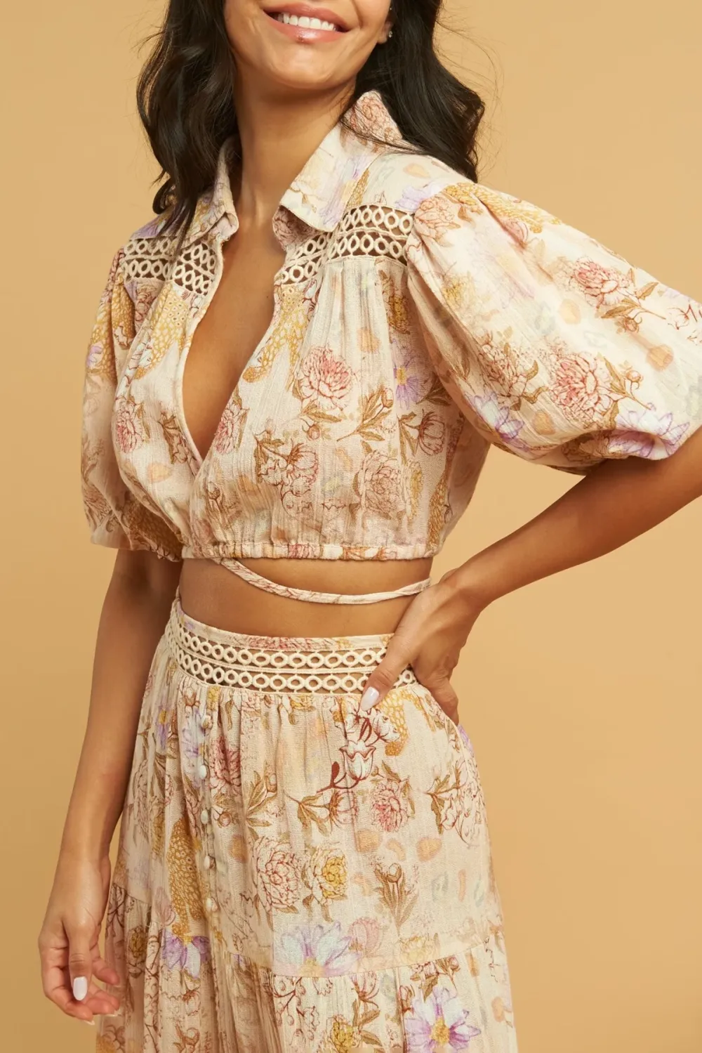Beige And Pink Floral Print Puff Sleeve Crop Top