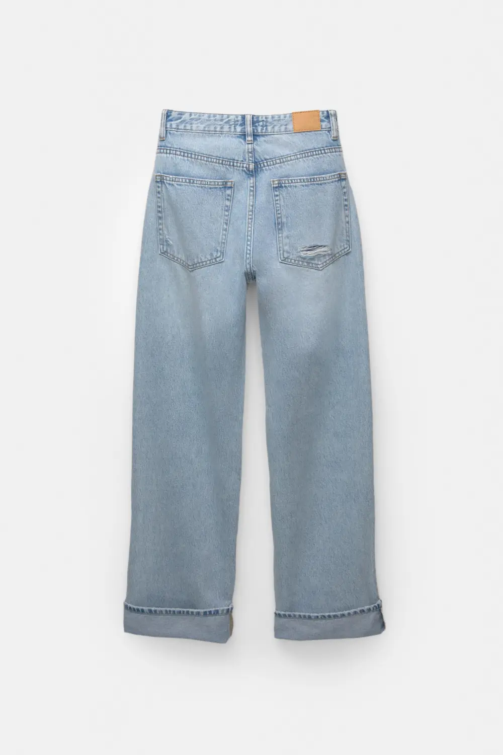 Jeans baggy rectos vuelta bajo