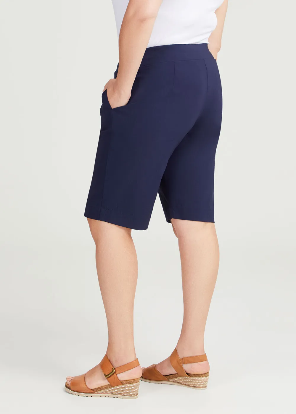 Expose Short