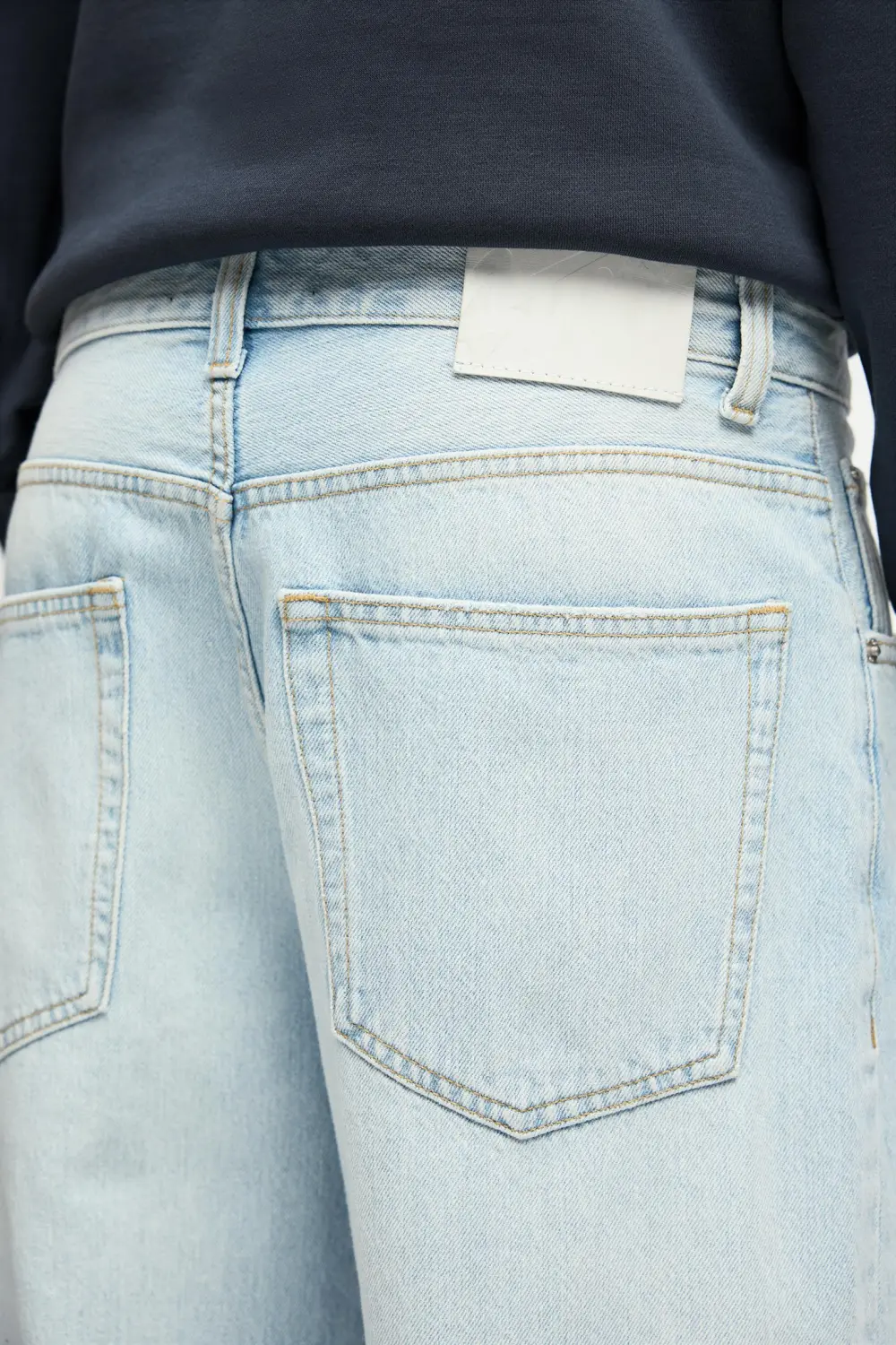 Loose baggy jeans