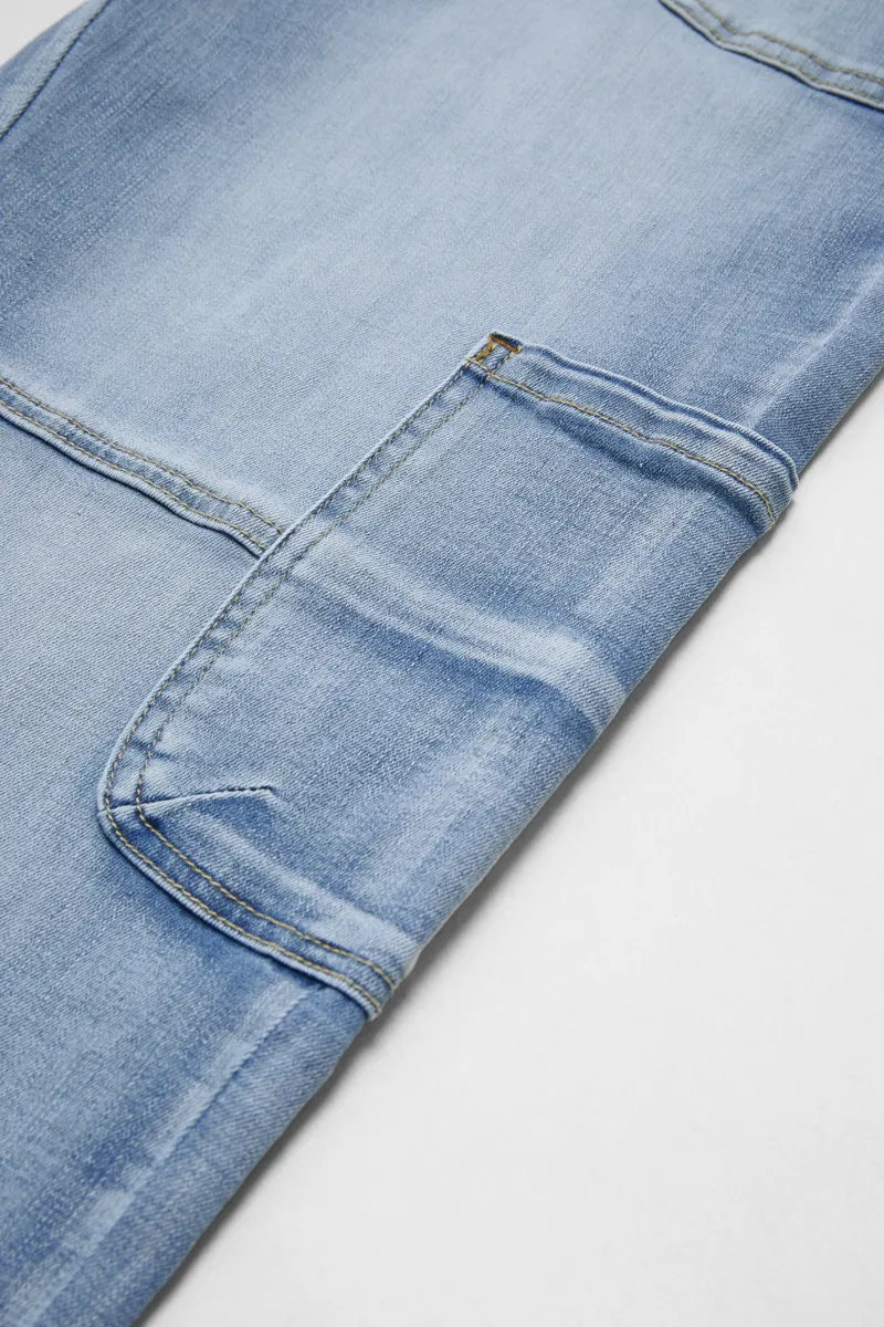 Multi Pocket Button Fly Mid Rise Straight Leg Jeans Without Belt