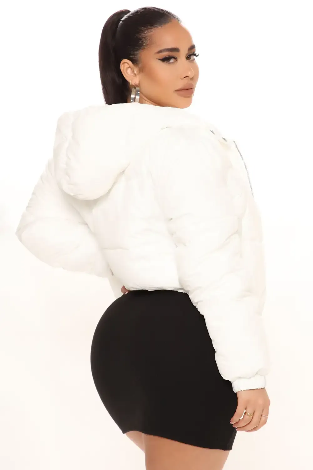 Can't Be Beat Cropped Puffer Jacket - White