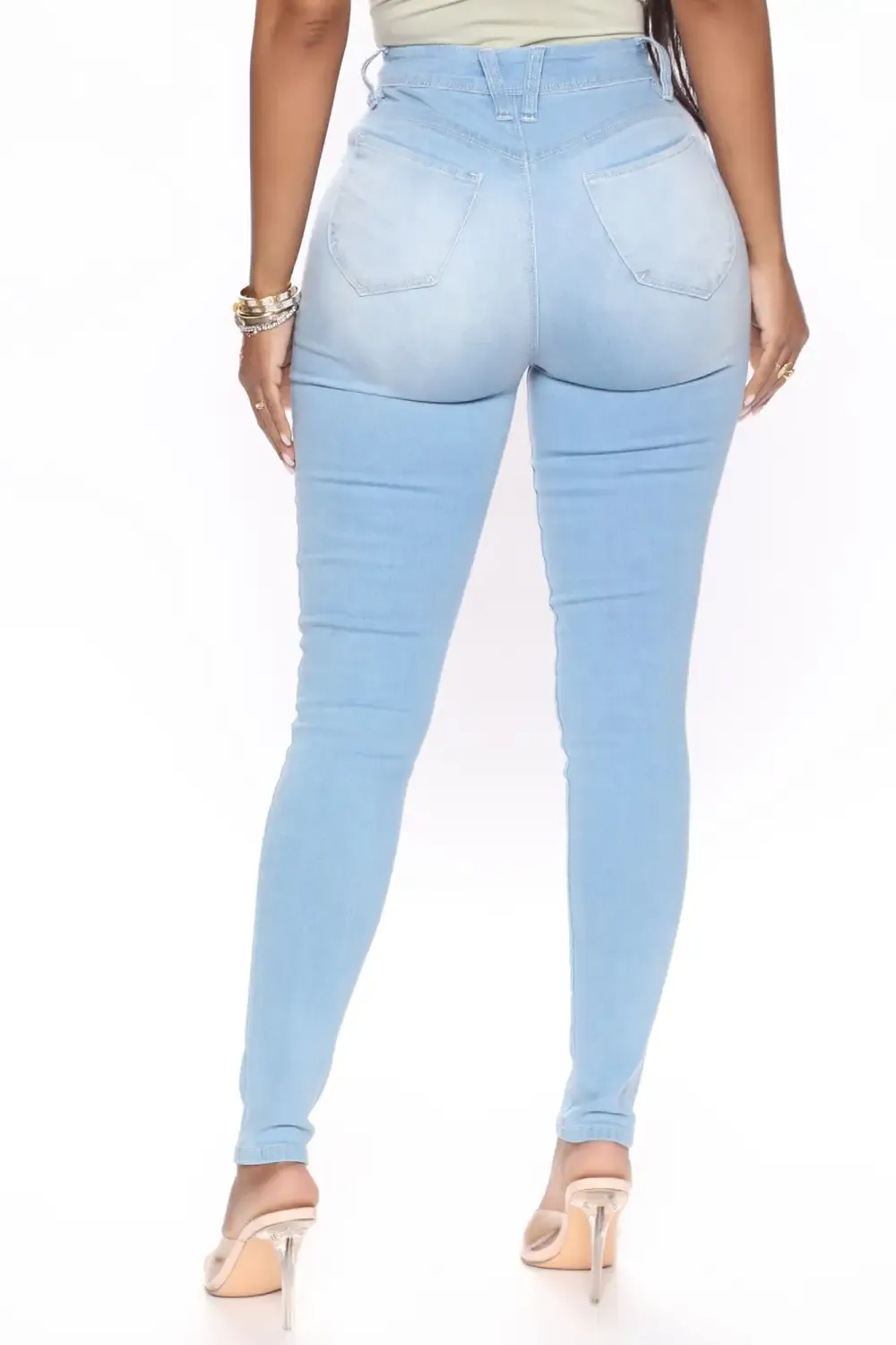 Statuesque Booty Lifting Jeans - Light Blue Wash