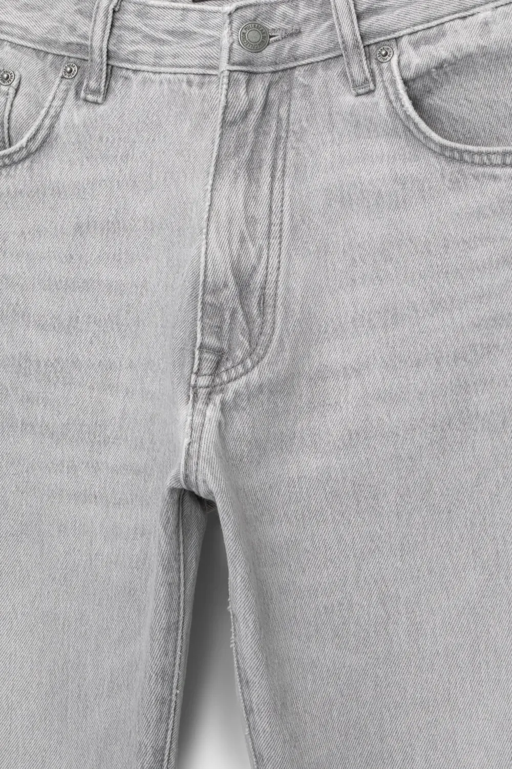 Standard jeans