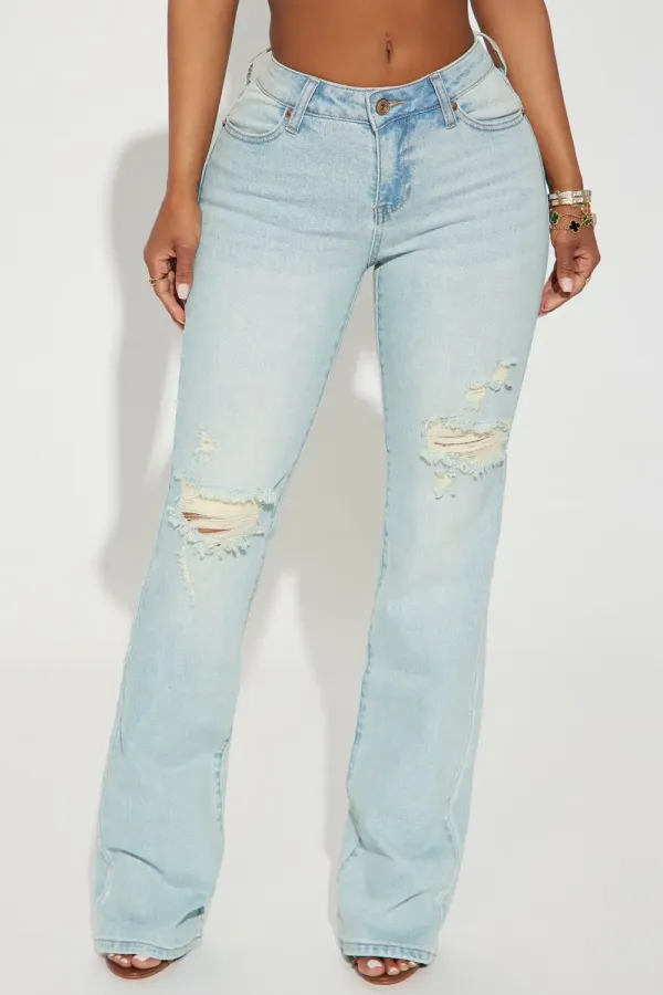 Bullseye Tinted Bootcut Jeans - Light Wash