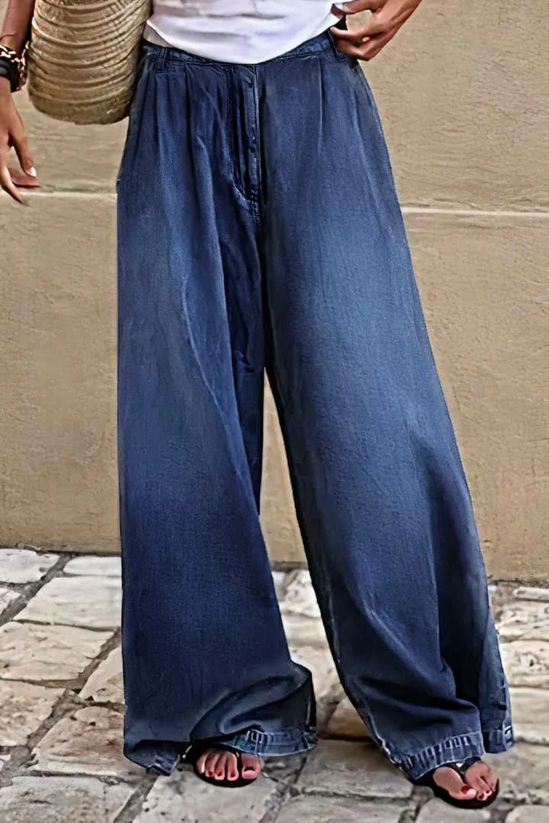 Wash Pleated Detail Wide Leg Mid Rise Jeans