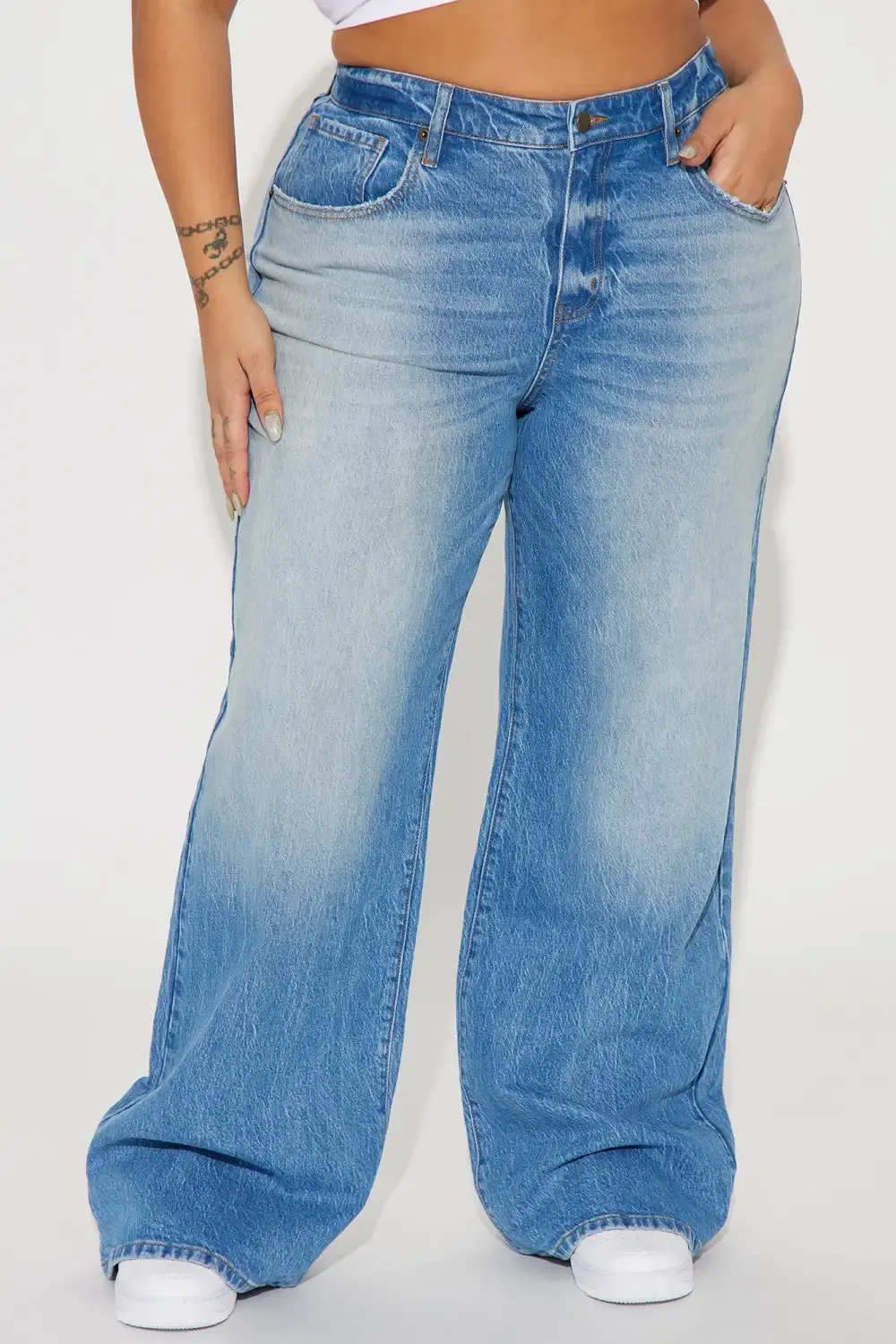 Lakewood Mid Rise Loose Jeans - Medium Wash