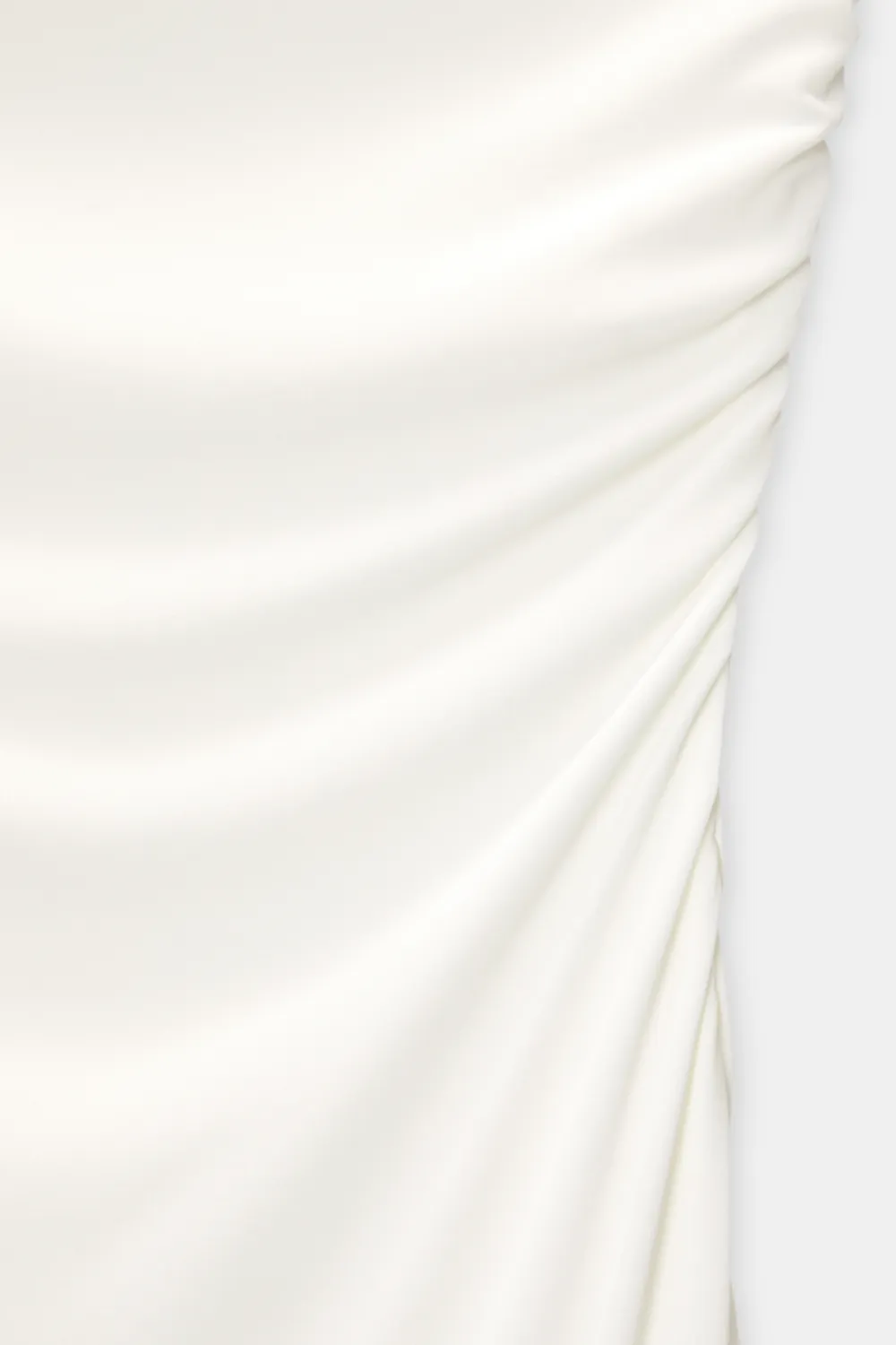 Vestido midi asimétrico