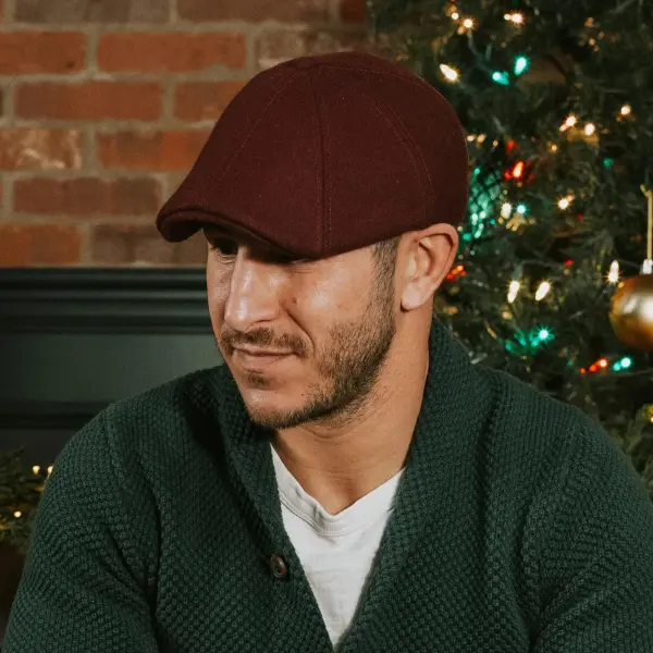 The Christmas Peaky Boston Scally Cap - Crimson