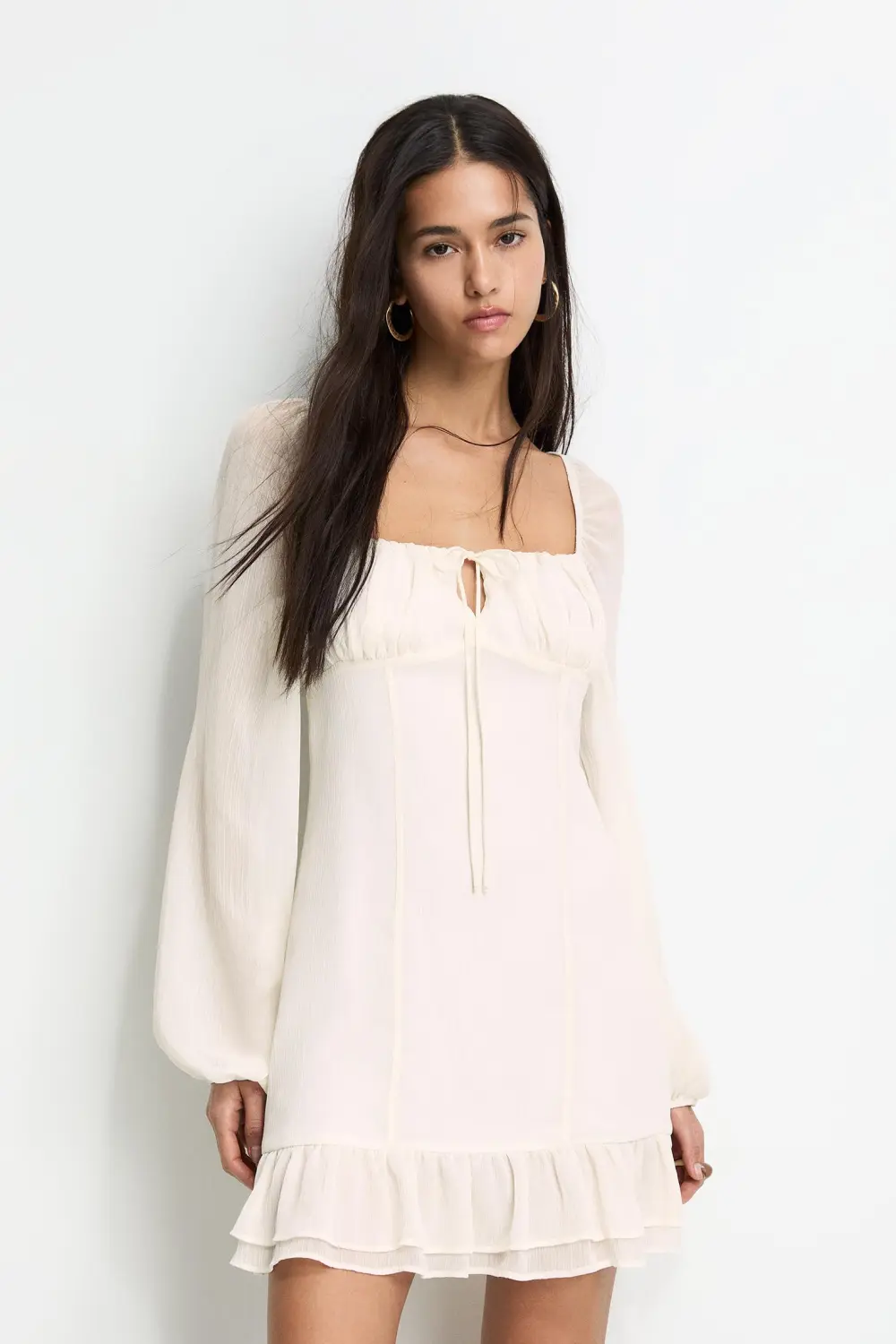 Vestido corto volantes