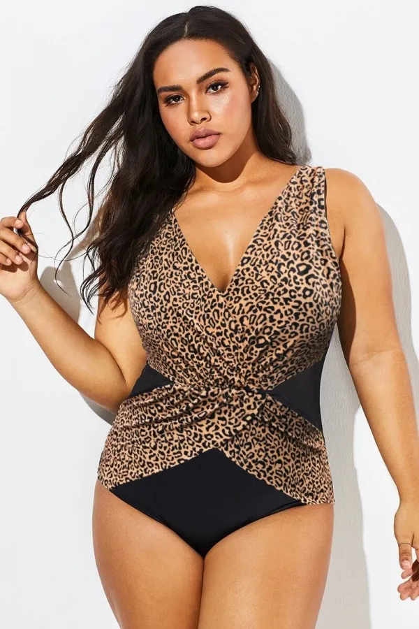 Black V-Neck Streak Modern One Piece Swimsuit