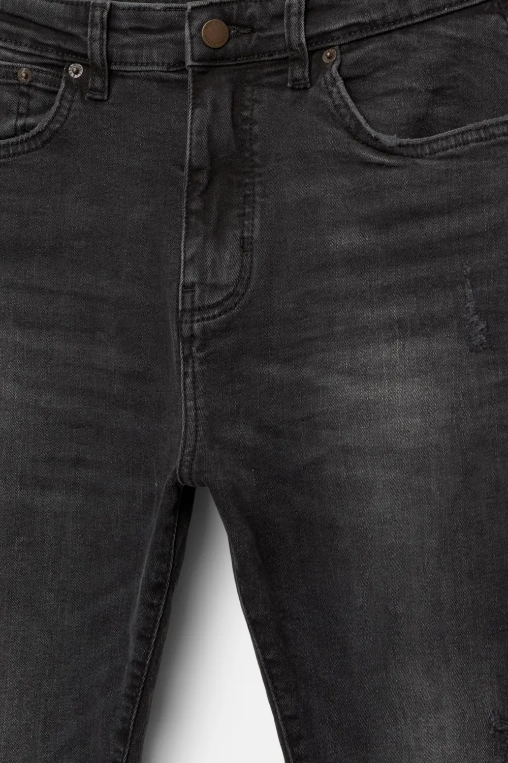 Ripped carrot fit jeans