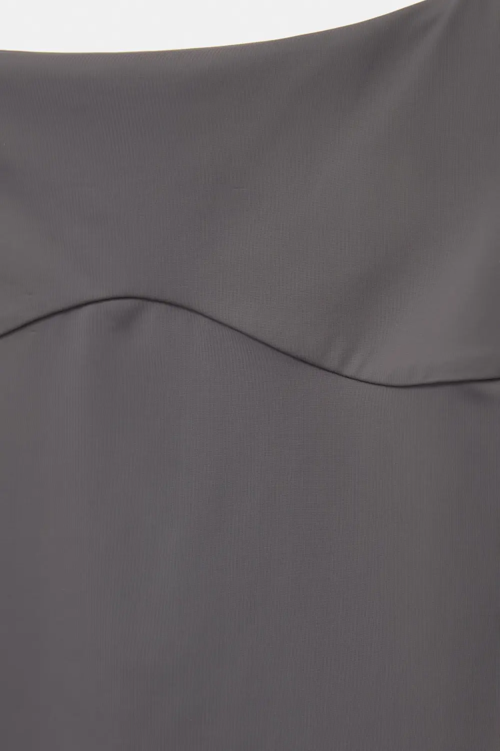 Johanna Parv open back top