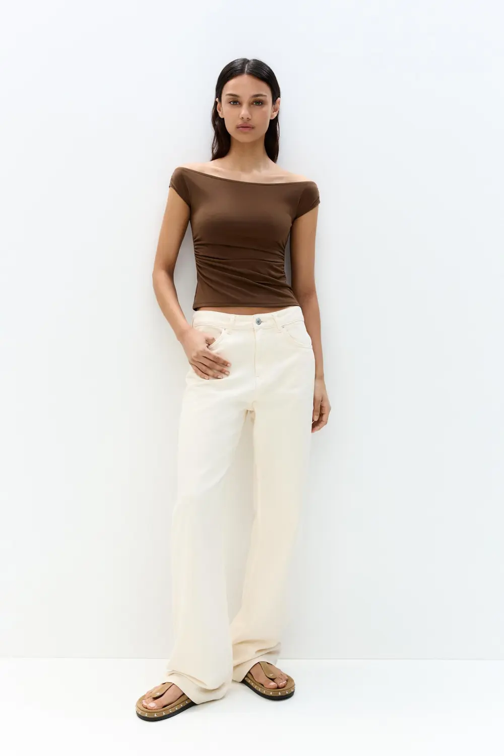 Off-the-shoulder top