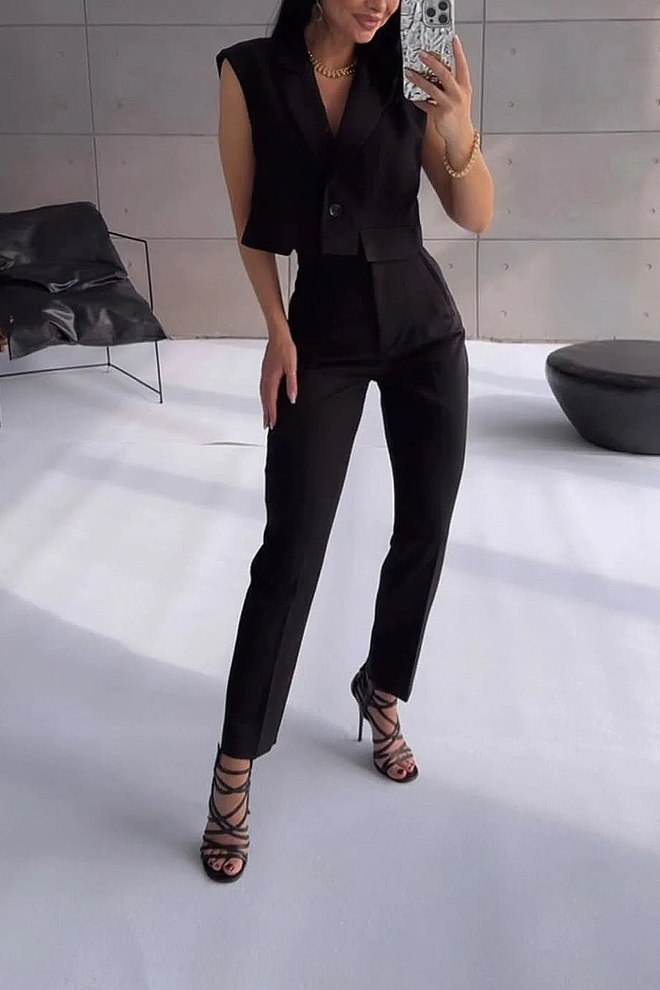 Women'S Solid Color Sleeveless Vest And Slim Pants 2-Piece Set