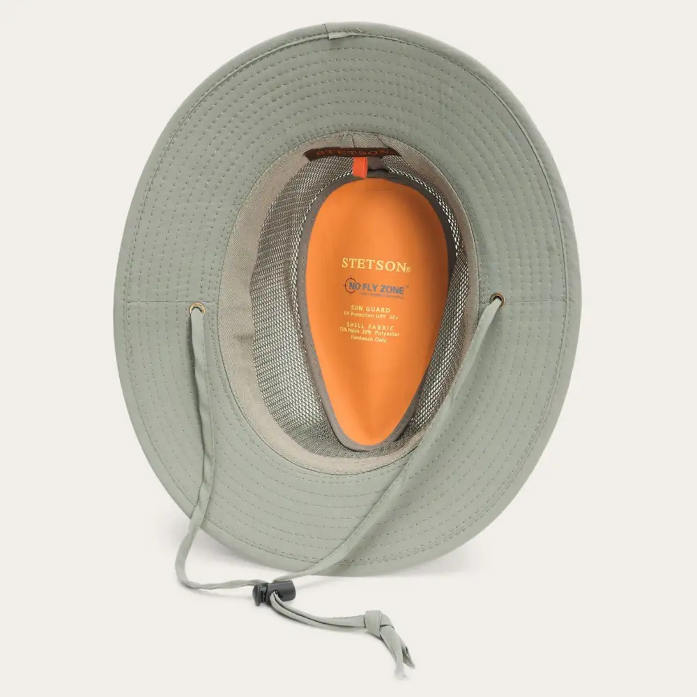 Berghund 'No Fly Zone' Mesh Hat