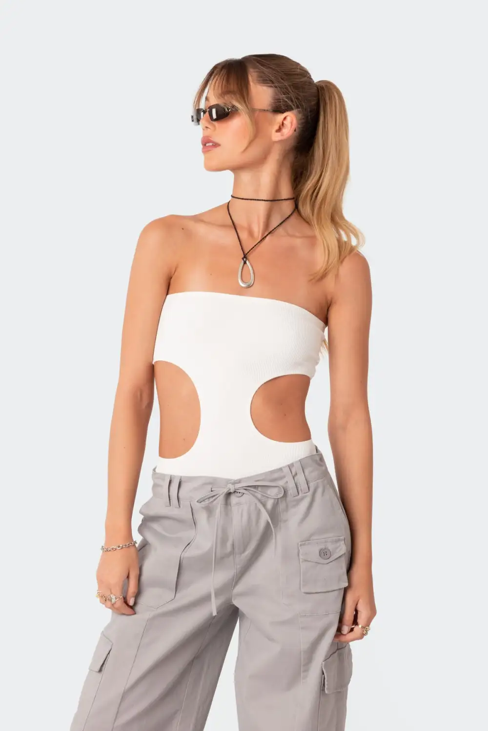 Vivie Ribbed Cut-Out Bodysuit